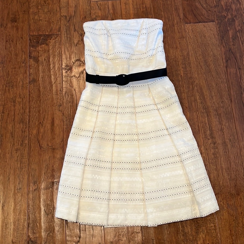 White House Black Market dress size 2